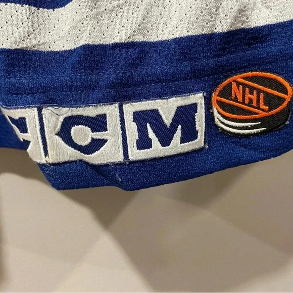 Vintage Toronto Maple Leafs CCM  NHL Jersey - Picture 9 of 11